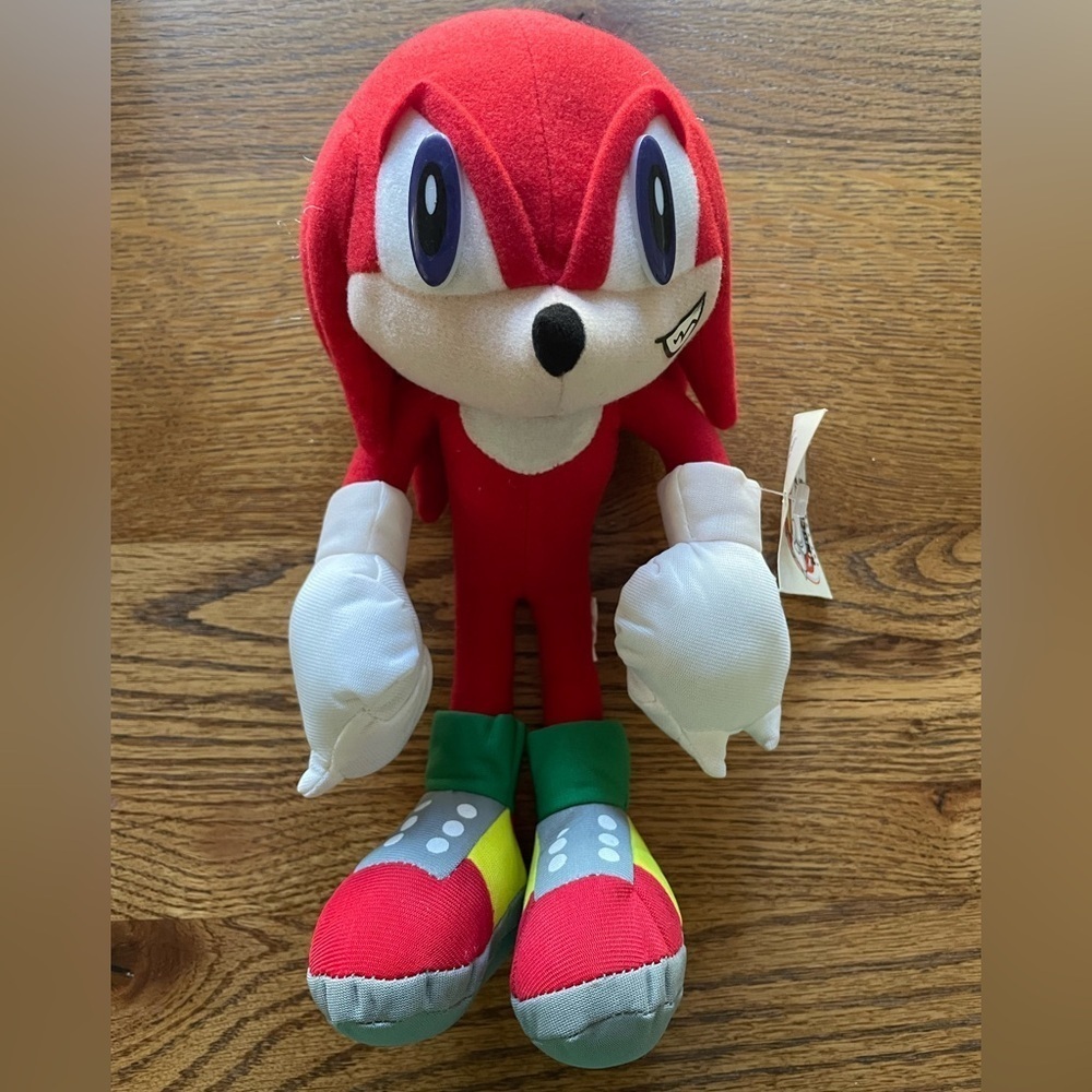 Vintage 1991- 2000 Knuckles stuffed animal from Sonic the Hedgehog